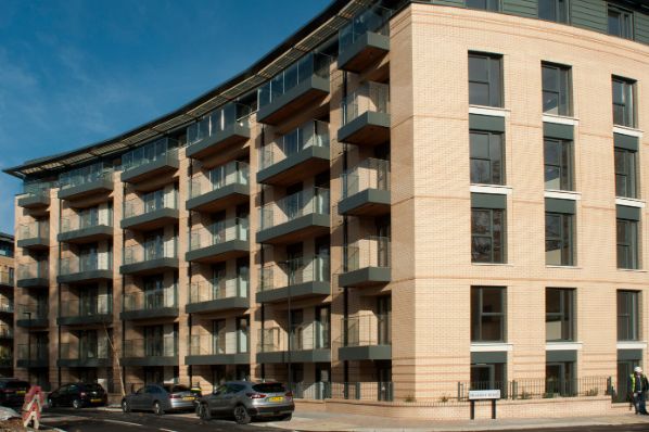 ReSI獲得3.317億歐元用于RESI投資組合擴展（GB）