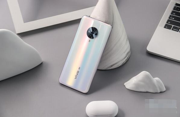 華為nova7和vivos6對比？