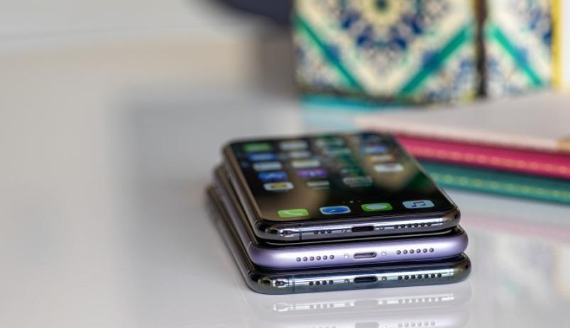 蘋(píng)果在中國的第二季度表現強勁，iPhone銷(xiāo)量增長(cháng)了225％