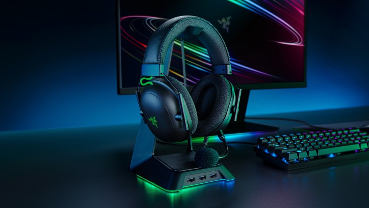 Razer推出Blackshark V2耳機和新的TriForce Titanium驅動(dòng)程序