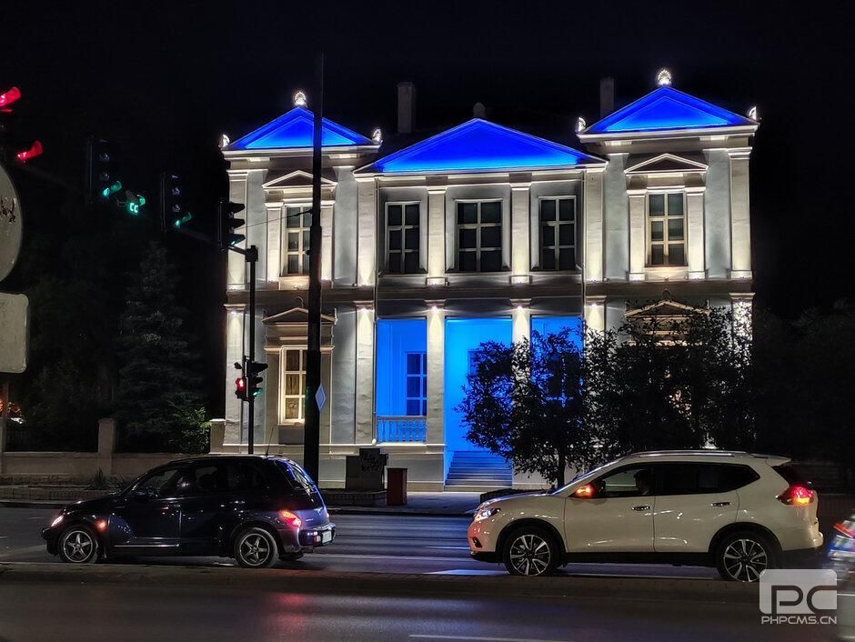 小米Poco F2 Pro評測:價(jià)格實(shí)惠,OLED顯示屏,支持5G的旗艦產(chǎn)品