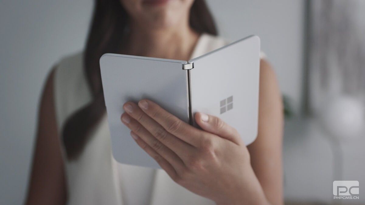 Microsoft Surface Duo：沒(méi)有無(wú)線(xiàn)充電，沒(méi)有5G，一個(gè)攝像頭，Android 10