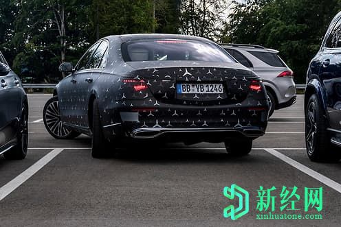 下一代梅賽德斯S級轎車(chē)的最后嘲弄