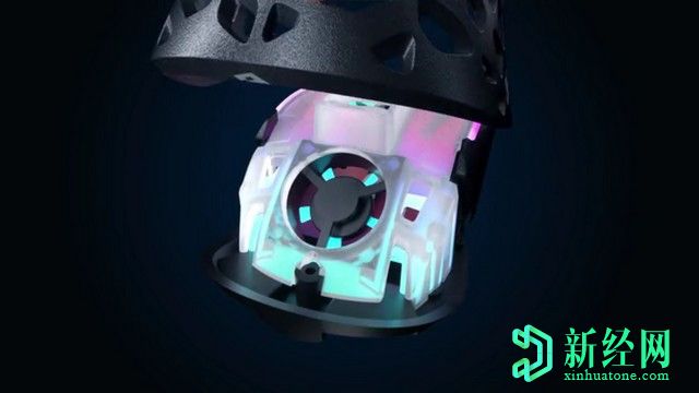 Zephyr游戲鼠標帶有內置風(fēng)扇，可確保手掌不出汗