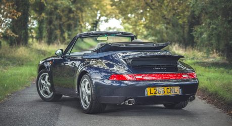 保時(shí)捷911是一款理想的風(fēng)冷敞篷跑車(chē)