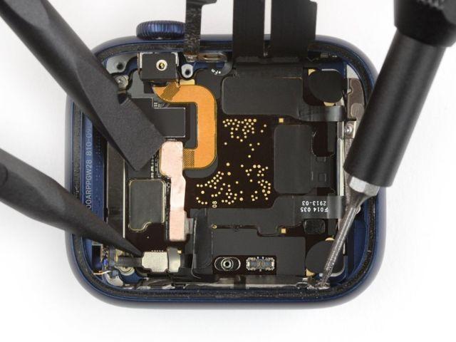 iFixit的Apple Watch Series 6拆解發(fā)現更大容量的電池