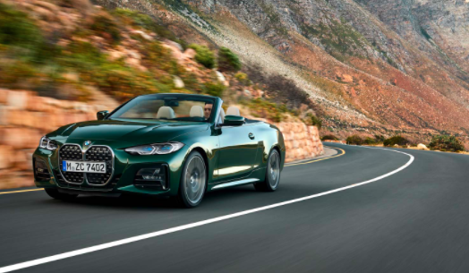 2021年寶馬4系敞篷車(chē)是引人注目的車(chē)