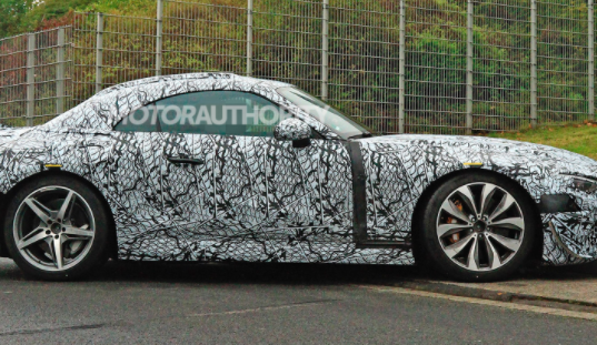 2022年梅賽德斯AMG SL63跑車(chē)諜照