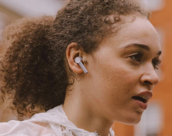 OnePlus新的無(wú)線(xiàn)耳機名為OnePlus Buds Z