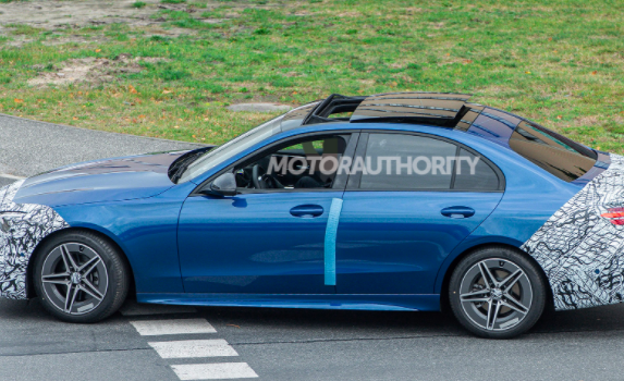 2022年梅賽德斯·奔馳C級間諜照片：S級外觀(guān)和技術(shù)