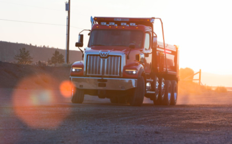 戴姆勒現正與Luminar合作開(kāi)發(fā)4級自動(dòng)駕駛卡車(chē)