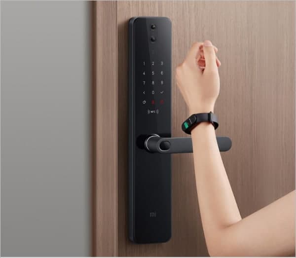 小米的MIJIA智能門(mén)鎖Pro隨附廣角攝像頭和門(mén)鈴