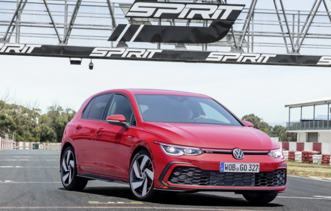 2021年大眾高爾夫8 GTI首次在高速公路上測試