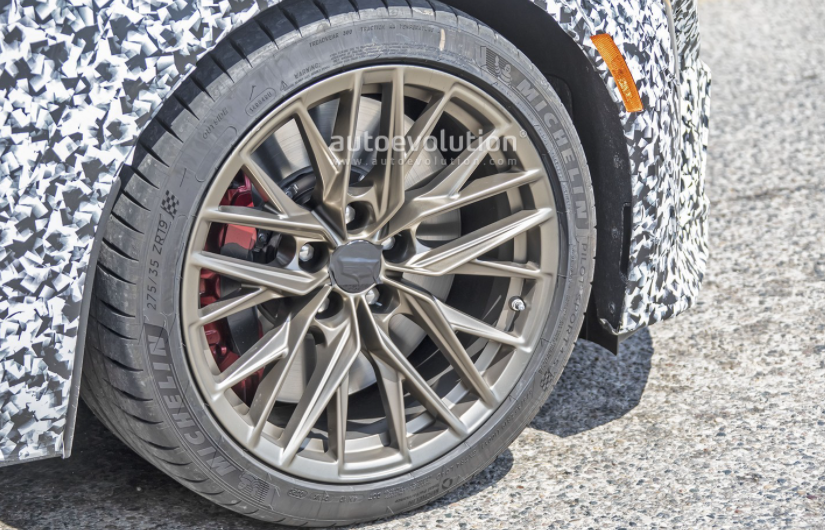 2022年凱迪拉克Blackwing車(chē)型獲得鍛造的鎂合金輪轂