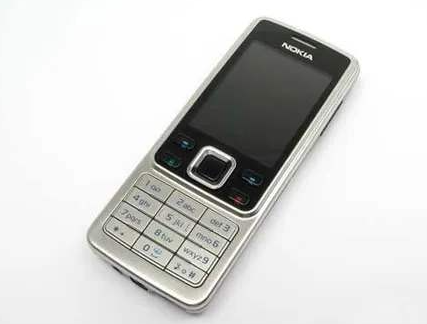 諾基亞6300：帶有4G的新版本出現在效果圖中