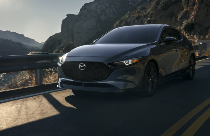 由于馬自達轉向高端車(chē)型，因此沒(méi)有MazdaSpeed車(chē)型的計劃