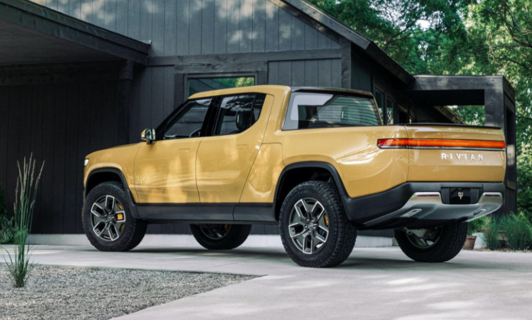 電動(dòng)Rivian R1T皮卡和R1S SUV將于明年夏季推出