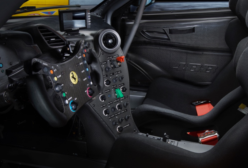 法拉利（Ferrari）為田徑運動(dòng)愛(ài)好者推出了一款超級跑車(chē)