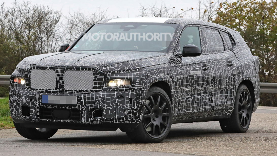 2023年寶馬X8諜照曝光:新型BMW X8