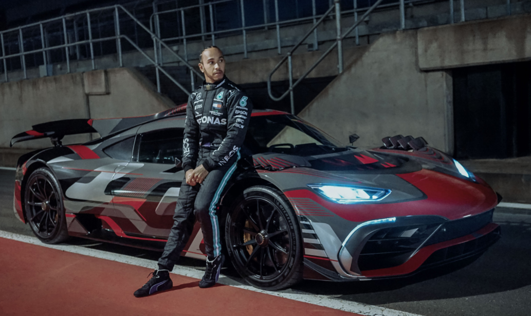 劉易斯·漢密爾頓準備進(jìn)行梅賽德斯·奔馳AMG One超級跑車(chē)的最終開(kāi)發(fā)