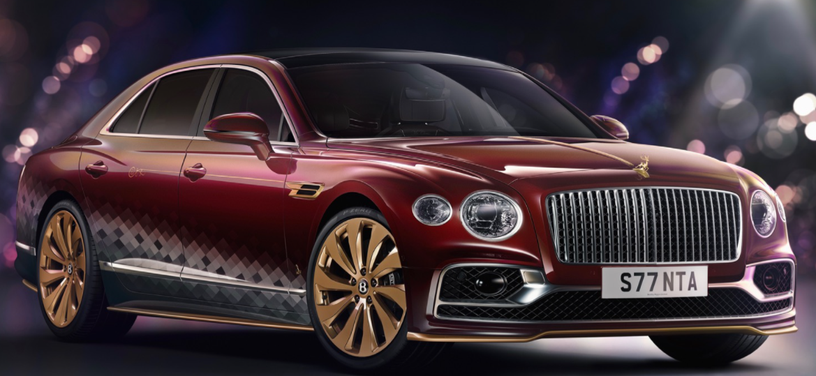 Bentley為圣誕老人的環(huán)球旅行打造了以圣誕節為主題的“飛馬隊”