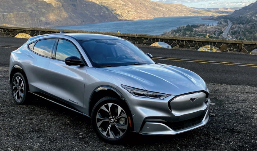 據報道，雪佛蘭考慮擴大電動(dòng)巡洋艦，成為Corvette家族的一部分