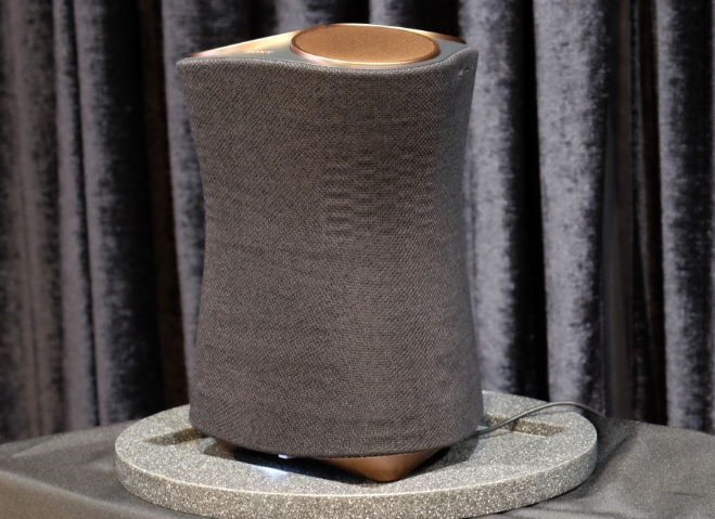 索尼推出了兩個(gè)新的無(wú)線(xiàn)揚聲器，分別稱(chēng)為SRS-RA5000和SRS-RA3000