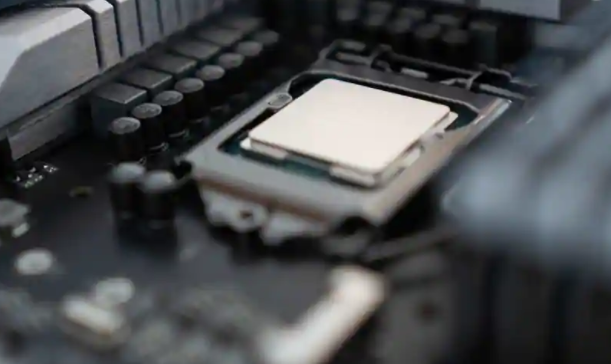 通用汽車(chē)因芯片短缺而受挫，將削減四家工廠(chǎng)的產(chǎn)量