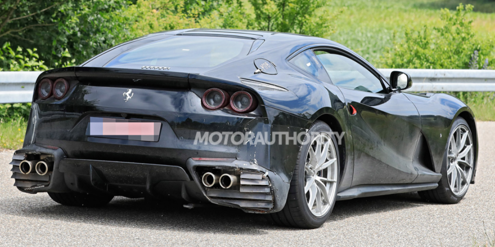 法拉利正在開(kāi)發(fā)其812 Superfast的硬核版本