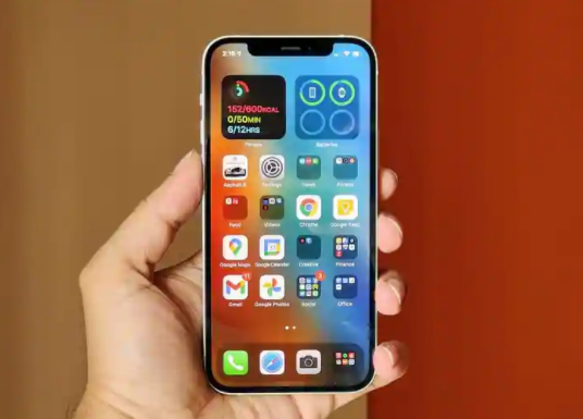 蘋(píng)果正在開(kāi)發(fā)我們從未見(jiàn)過(guò)的iPhone設計