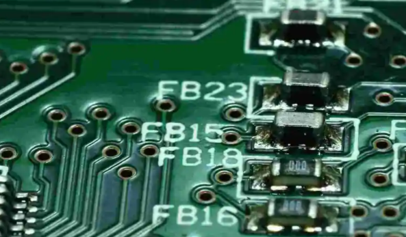 芯片短缺可能會(huì )使福特，通用汽車(chē)的收入減少三分之一