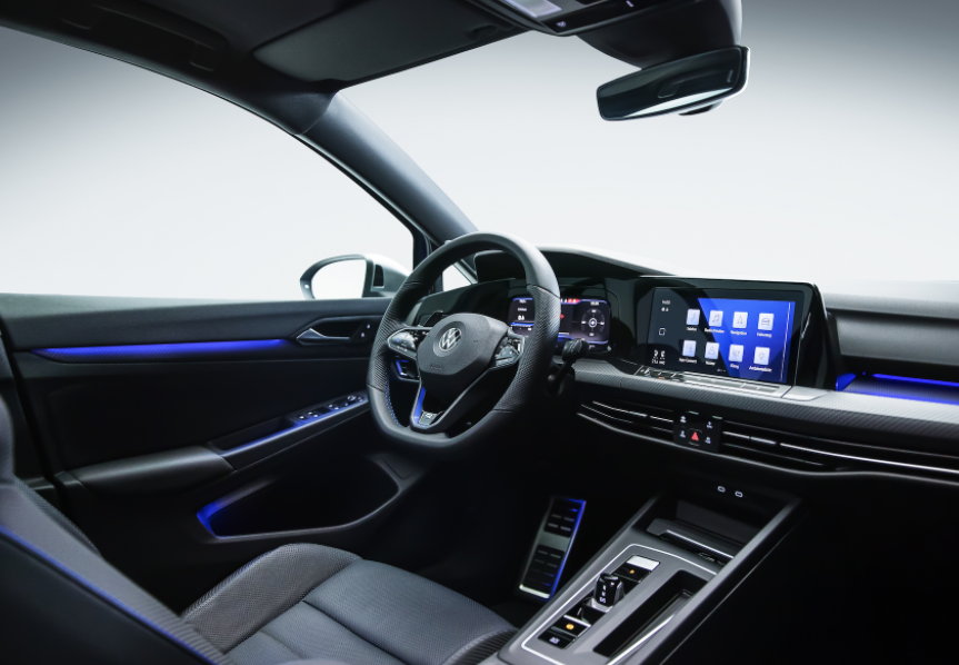 重新設計的2022大眾Golf R的更實(shí)用版本已被發(fā)現