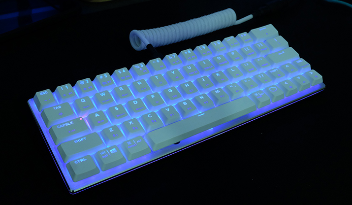 酷冷至尊SK622無(wú)線(xiàn)機械鍵盤(pán)評測