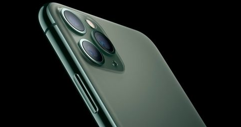 淹沒(méi)在湖中一年后，iPhone 11 Pro Max正常工作