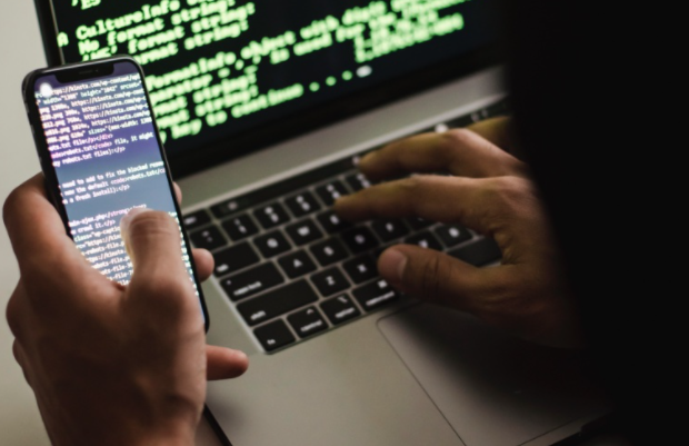 高通芯片漏洞使Android手機容易被竊聽(tīng)