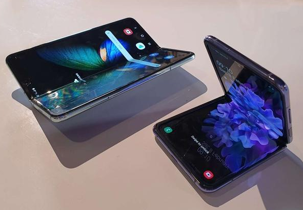 三星的蝴蝶式智能手機概念出現