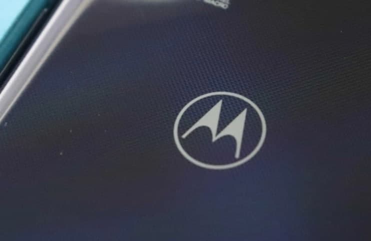 新的“摩托羅拉邊緣”設備即將推出，名稱(chēng)提示