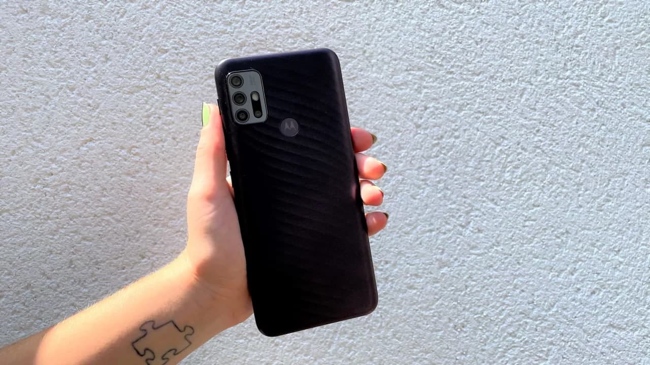 摩托羅拉 Moto G10 評測：非常便宜，非?；?，絕對有能力