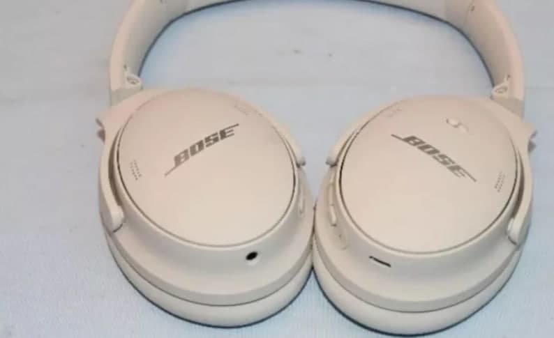 Bose 耳機迷有福了！QuietComfort 45 已在 FCC 官方照片中泄露