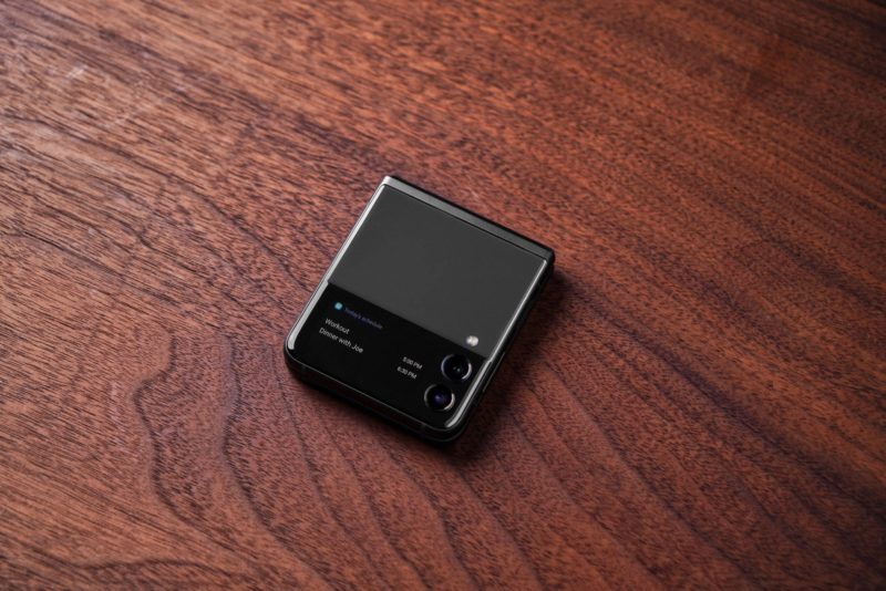 三星為 Galaxy Z Flip 3 提供多少保修？