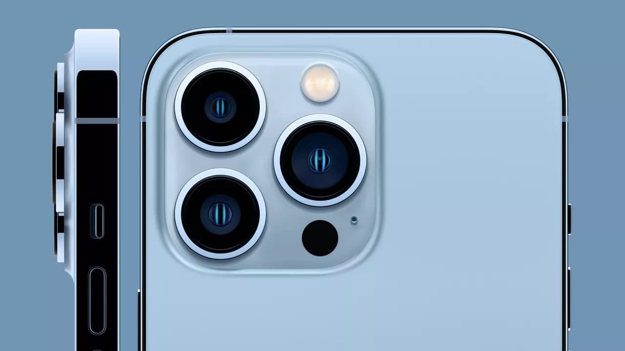 iPhone 13 擁有豐富的功能和具有競爭力的價(jià)格，是適合所有人的手機