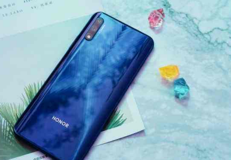 今年已有四大車(chē)企推出7年低息購車(chē)政策 特斯拉小米帶頭