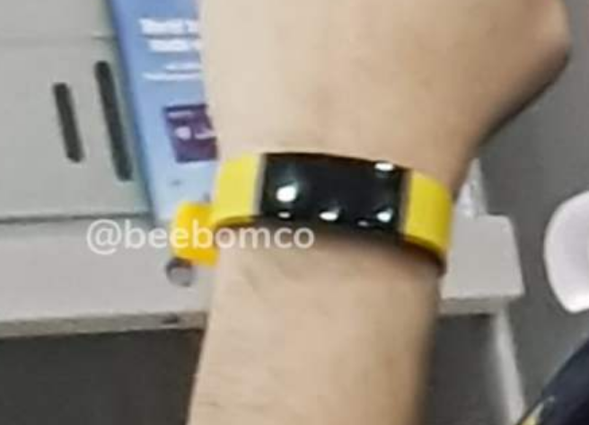 小紅書(shū)開(kāi)始內測“語(yǔ)音問(wèn)一問(wèn)”功能 替換原“熱榜”入口