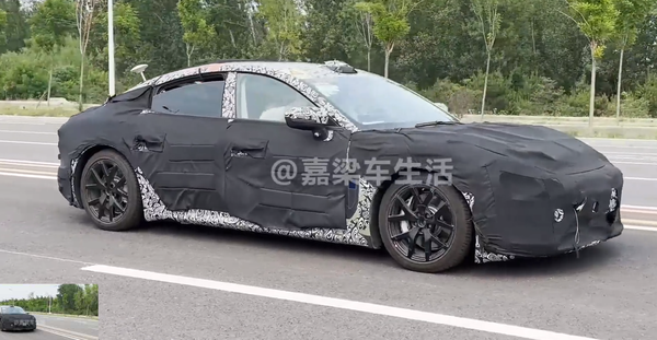 小米汽車(chē)又有大料！博主直接實(shí)拍MS11實(shí)車(chē) 造型帥呆