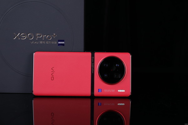 曝vivo 10月開(kāi)始放大招！X100系列、iQOO 12輪番上場(chǎng)