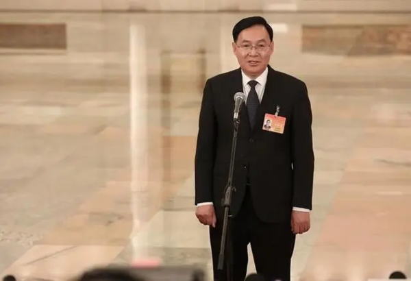 國務(wù)院國有資產(chǎn)監督管理委員會(huì )主任張玉卓