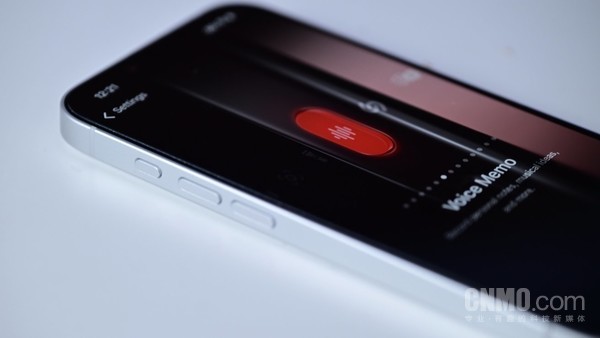 iPhone 17e和iPhone 16e詳細對比：升級點(diǎn)都在這了