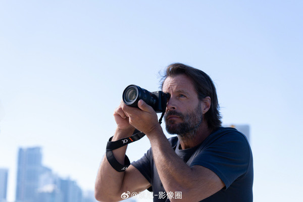 索尼發(fā)布新一代APS-C畫(huà)幅微單Alpha 6700 售9999元起