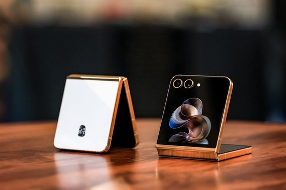 心系天下三星W24 Flip:傳承匠心品質(zhì)開(kāi)啟璀璨新篇