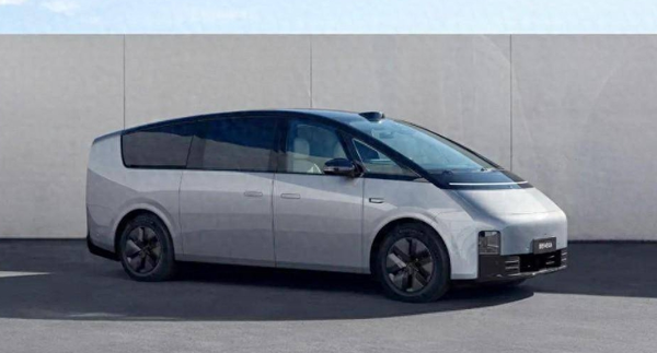 理想旗下首款純電車(chē)型MEGA 或將于11月17日開(kāi)啟盲定 